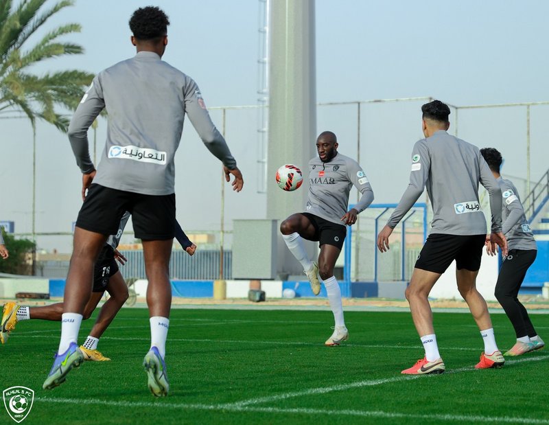 الهلال يعود للتدريبات.. ويفتح ملف بطولة كأس العالم للأندية