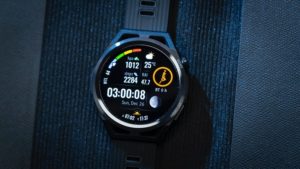 HUAWEI WATCH GT Runner.. أفضل الساعات الذكية لعام 2022 لعشاق اللي