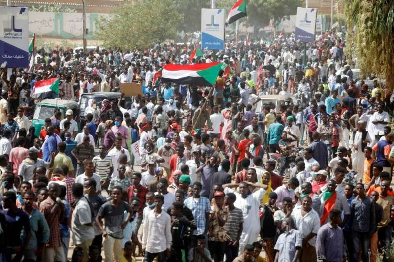 السودان .. مقتل 7 متظاهرين في احتجاجات شهدتها البلاد