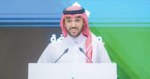 وزير الرياضة السعودي: نسعى لاستضافة بطولة العالم للدراجات النارية