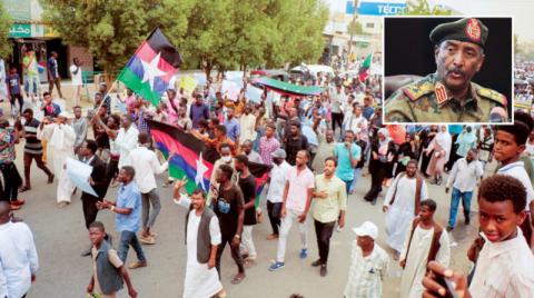 الجيش السوداني ينسحب من الحوار ويعد بحل مجلس السيادة