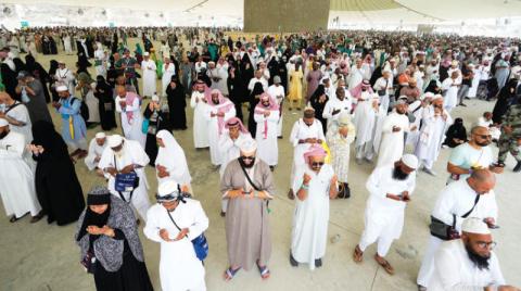 بريطاني: دخولي الإسلام حرمني خالي… وحلمي تحقق في الحج