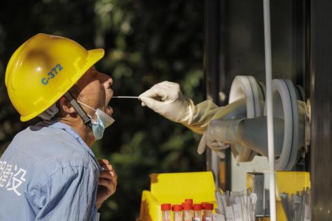 الصين: المتعافون من «كورونا»… منبوذون