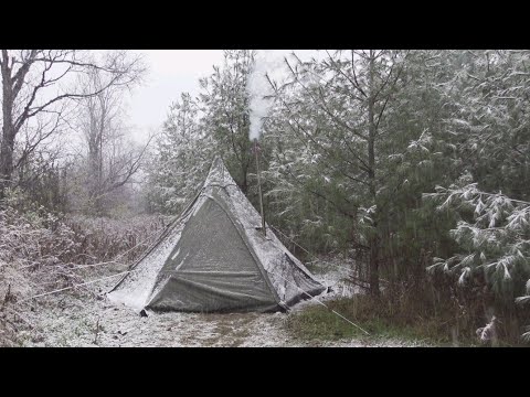 التخييم في أصعب عاصفة ثلجية ❄️