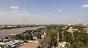 السودان: الآلية الثلاثية تعرب عن حزن شديد لمقتل أحد المتظاهرين بالأمس وتدعو إلى التحقيق في مقتله ومساءلة الجناة