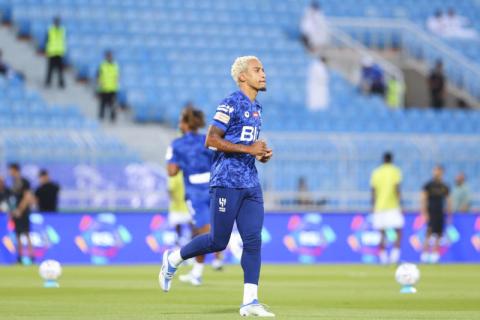 البرازيلي بيريرا ينضم لقائمة الغائبين عن «الهلال»