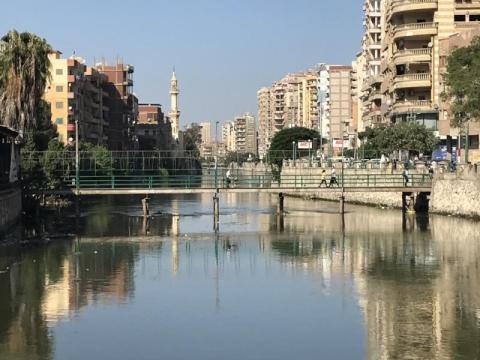 اعتداء شاب مصري على والدته المسنة يعيد «الجرائم الأسرية» للواجهة