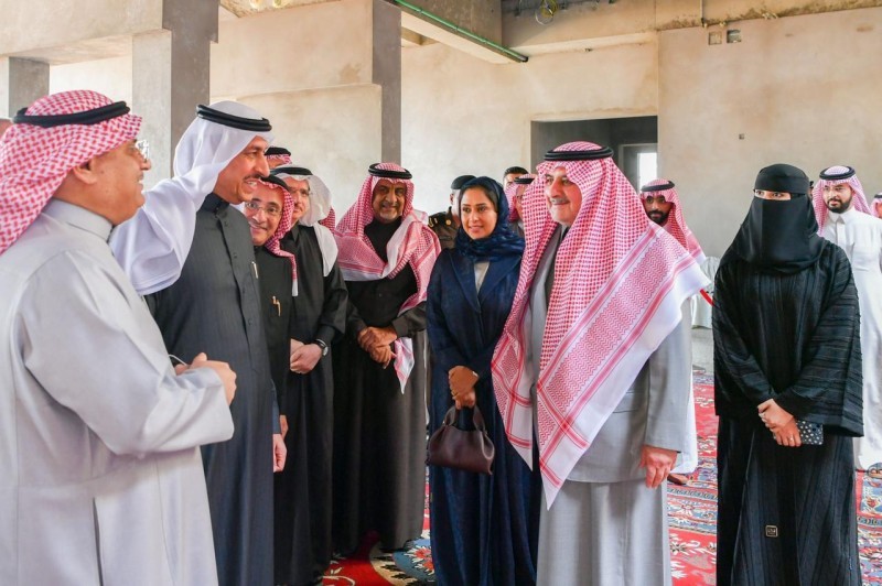 أمير تبوك يوجه بضرورة مضاعفة الجهود لإنجاز مبنى مجلس المنطقة الجديد في وقته – أخبار السعودية