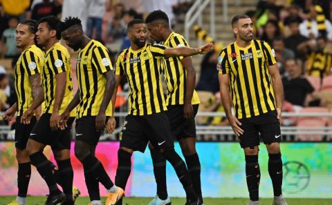 الدوري السعودي: الاتحاد يواصل عروضه الرائعة بثلاثية التعاون