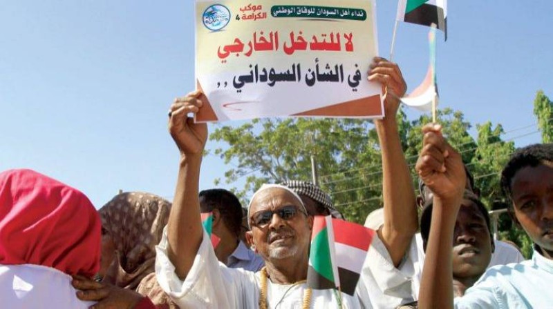 السودانيون يترقبون توقيع اتفاق إنهاء الأزمة – أخبار السعودية