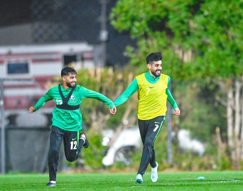 الشهري يطالب «صقورنا» بنقاط عمان – أخبار السعودية