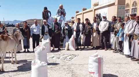 الحوثيون يستنزفون سكان ذمار اليمنية بالتبرعات الإجبارية للجبهات