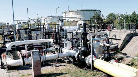 روسيا توقف إمدادات النفط لبولندا عبر خط أنابيب «دروجبا»