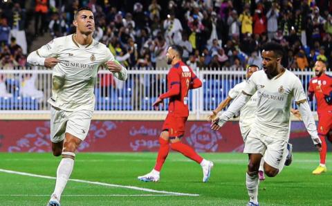 الدوري السعودي: رونالدو يخطف نجومية فبراير… وجائزة الحراس لغروهي