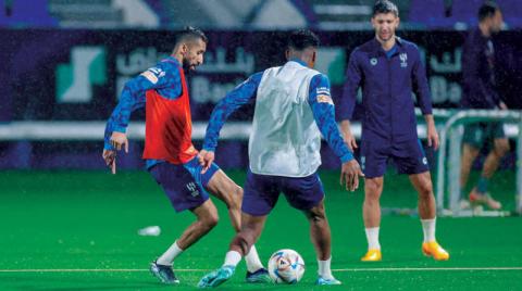 الدوري السعودي: الهلال يواجه الباطن للخروج من أزمته الفنية