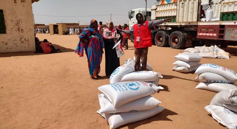 السودان: الأمم المتحدة تدين النهب “الإجرامي وغير الأخلاقي” للمساعدات الإنسانية