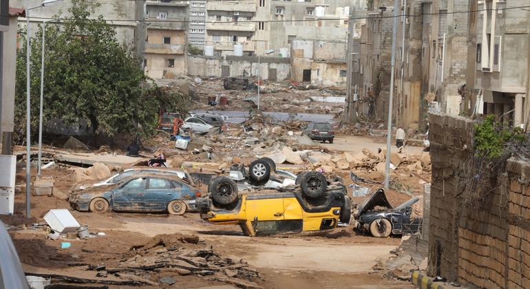 مصرع أكثر من 100 عامل صحي بسبب العاصفة دانيال في ليبيا