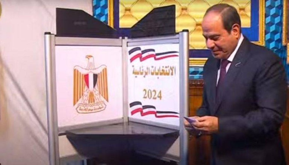 توقعات بفوز السيسي..المصريون ينتخبون رئيسهم