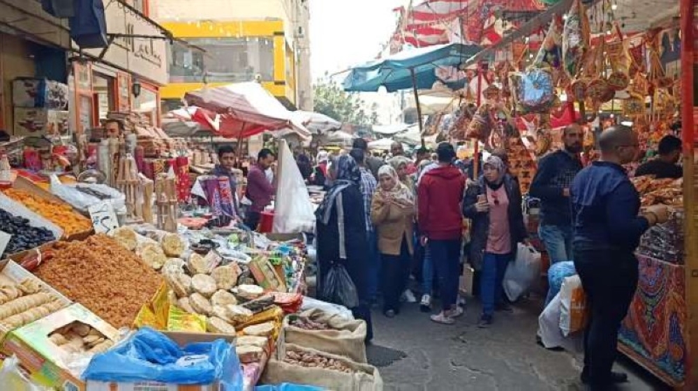 قبل رمضان.. الأسواق الشعبية في مصر تسحب البساط من «المولات».. وربات بيوت: تناسب محدودي الدخل – أخبار السعودية