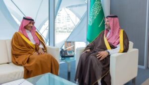 فيصل بن سلمان ووزير الإعلام يناقشان تعزيز الترابط الثقافي والإعلامي بين الجهتين – أخبار السعودية