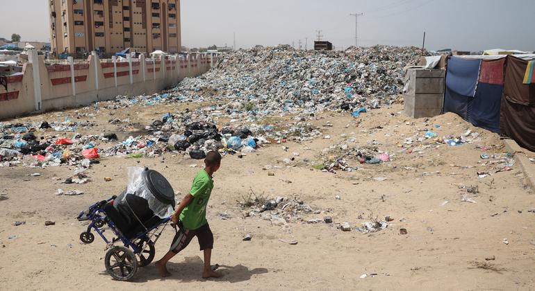 غزة: ثلاثة آلاف طفل يواجهون خطر الموت أمام أعين عائلاتهم بسبب الهجوم الإسرائيلي على رفح